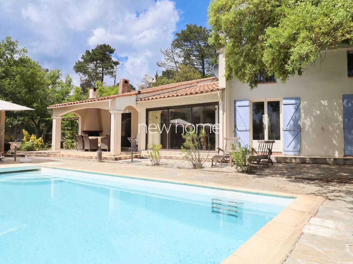 Maison Bagnols-en-Forêt