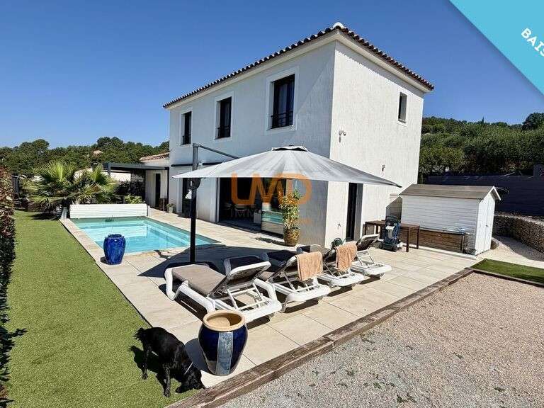 Maison Bagnols-en-Forêt - 4 chambres - 120m²