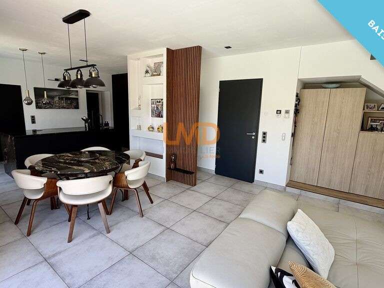 Maison Bagnols-en-Forêt - 4 chambres - 120m²
