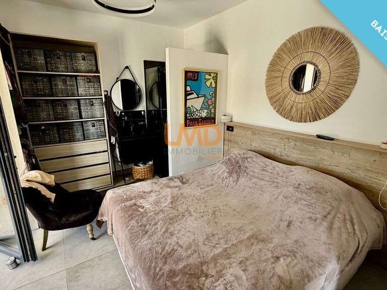 Maison Bagnols-en-Forêt - 4 chambres - 120m²