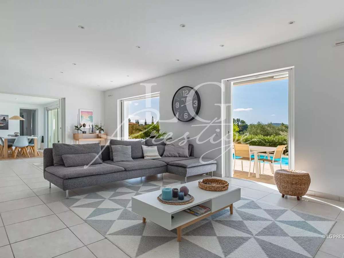 Villa Bagnols-en-Forêt