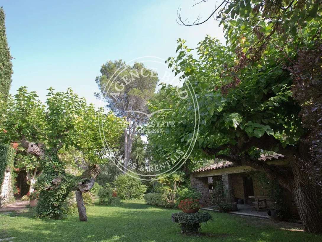 Villa Bagnols-en-Forêt