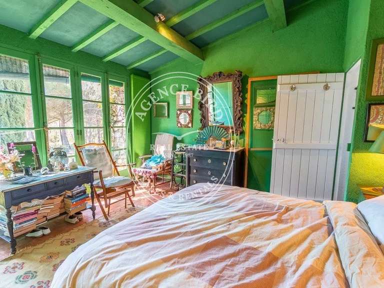 Villa Bagnols-en-Forêt - 10 chambres - 600m²