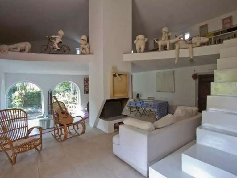 Villa Bagnols-en-Forêt - 10 chambres - 600m²