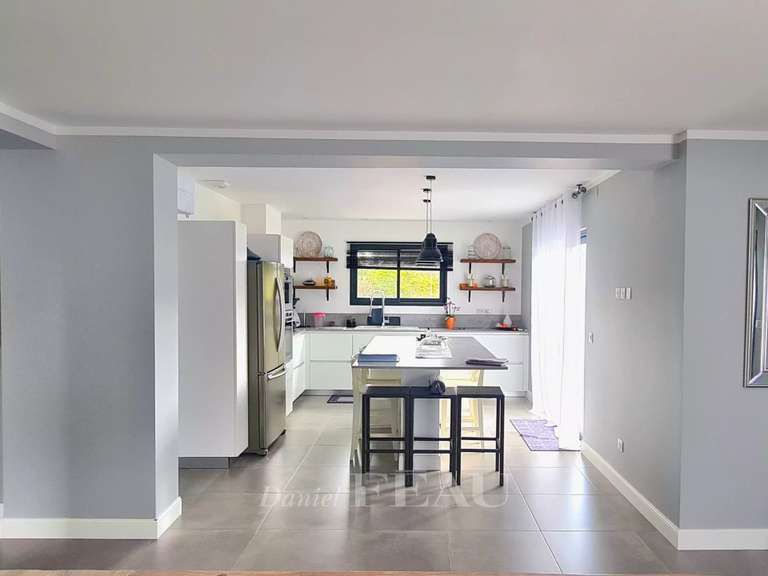 Villa Bagnols-en-Forêt - 3 chambres - 1500m²