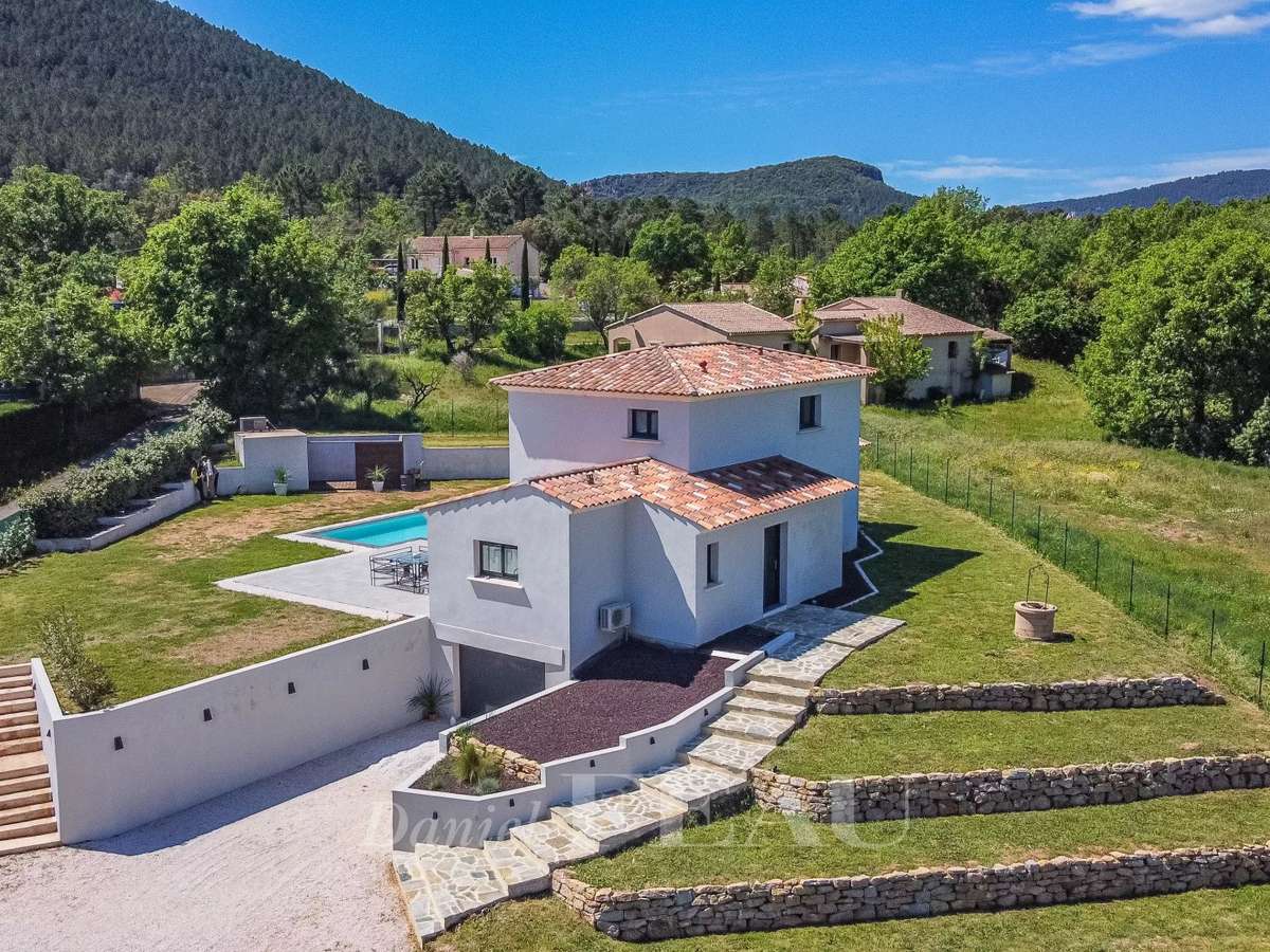 Villa Bagnols-en-Forêt