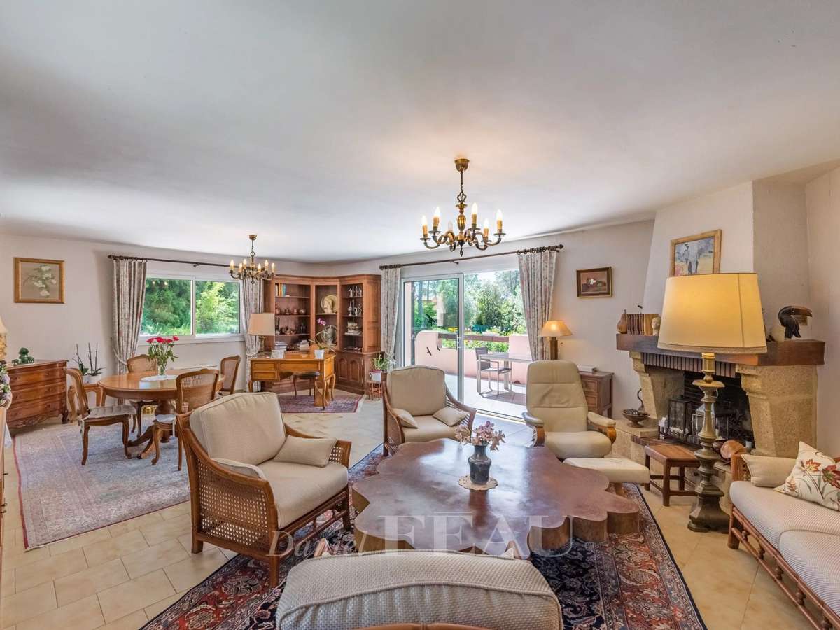 Villa Bagnols-en-Forêt