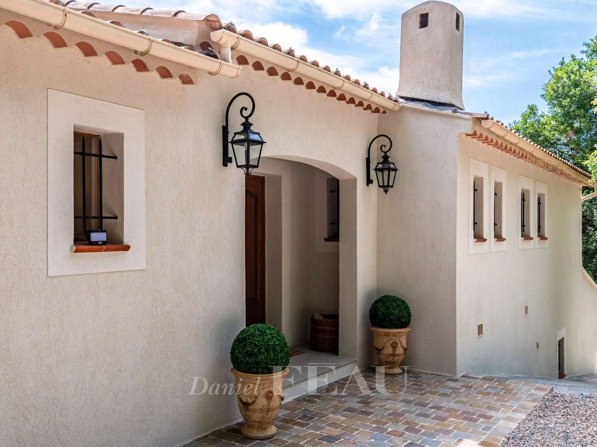 Villa Bagnols-en-Forêt