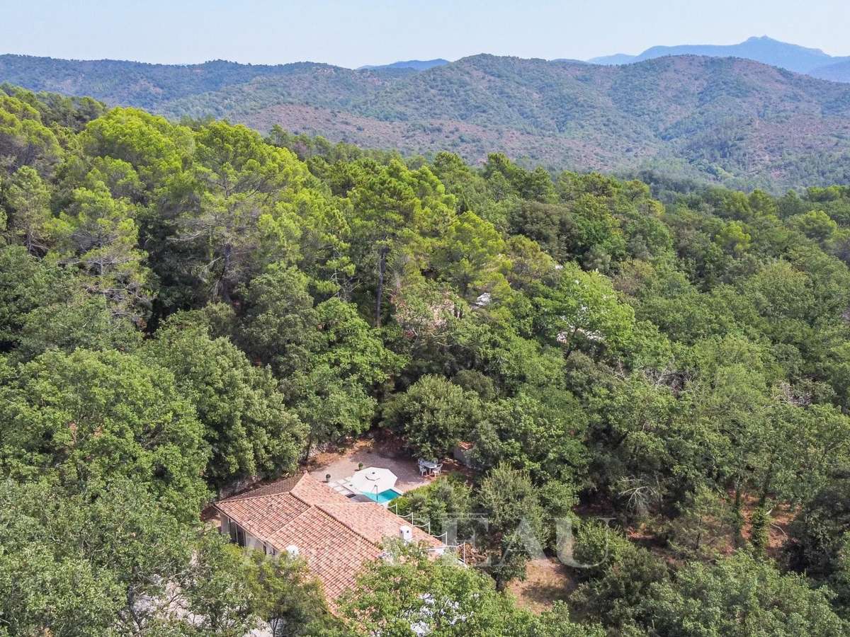 Villa Bagnols-en-Forêt