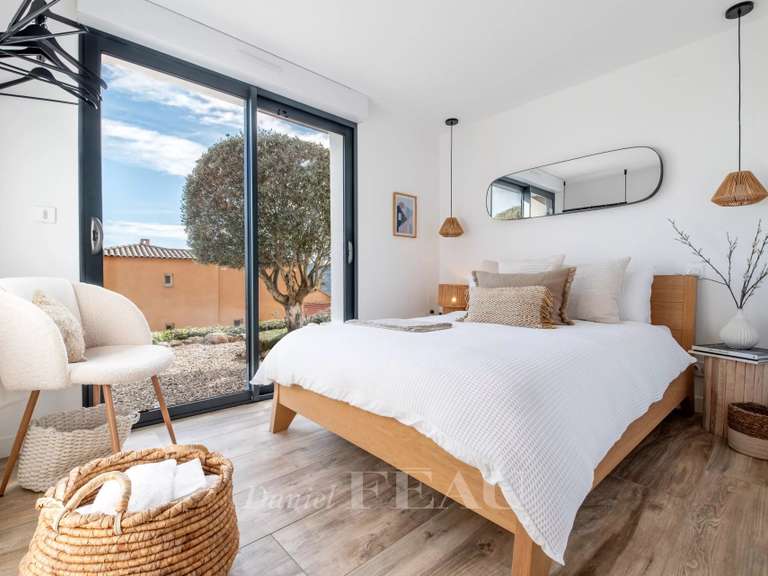 Villa avec Vue sur mer Bagnols-en-Forêt - 3 chambres - 120m²