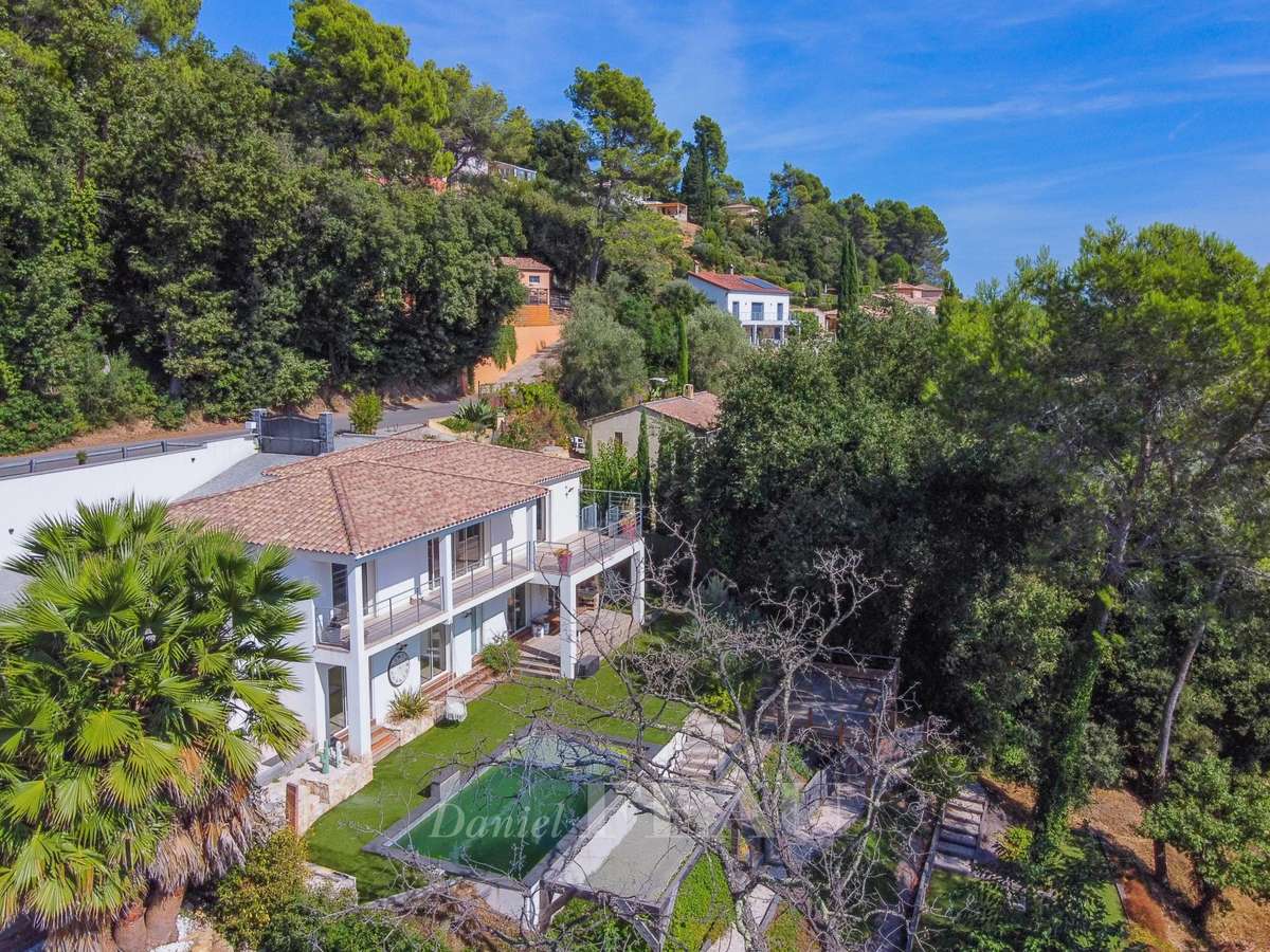 Villa Bagnols-en-Forêt