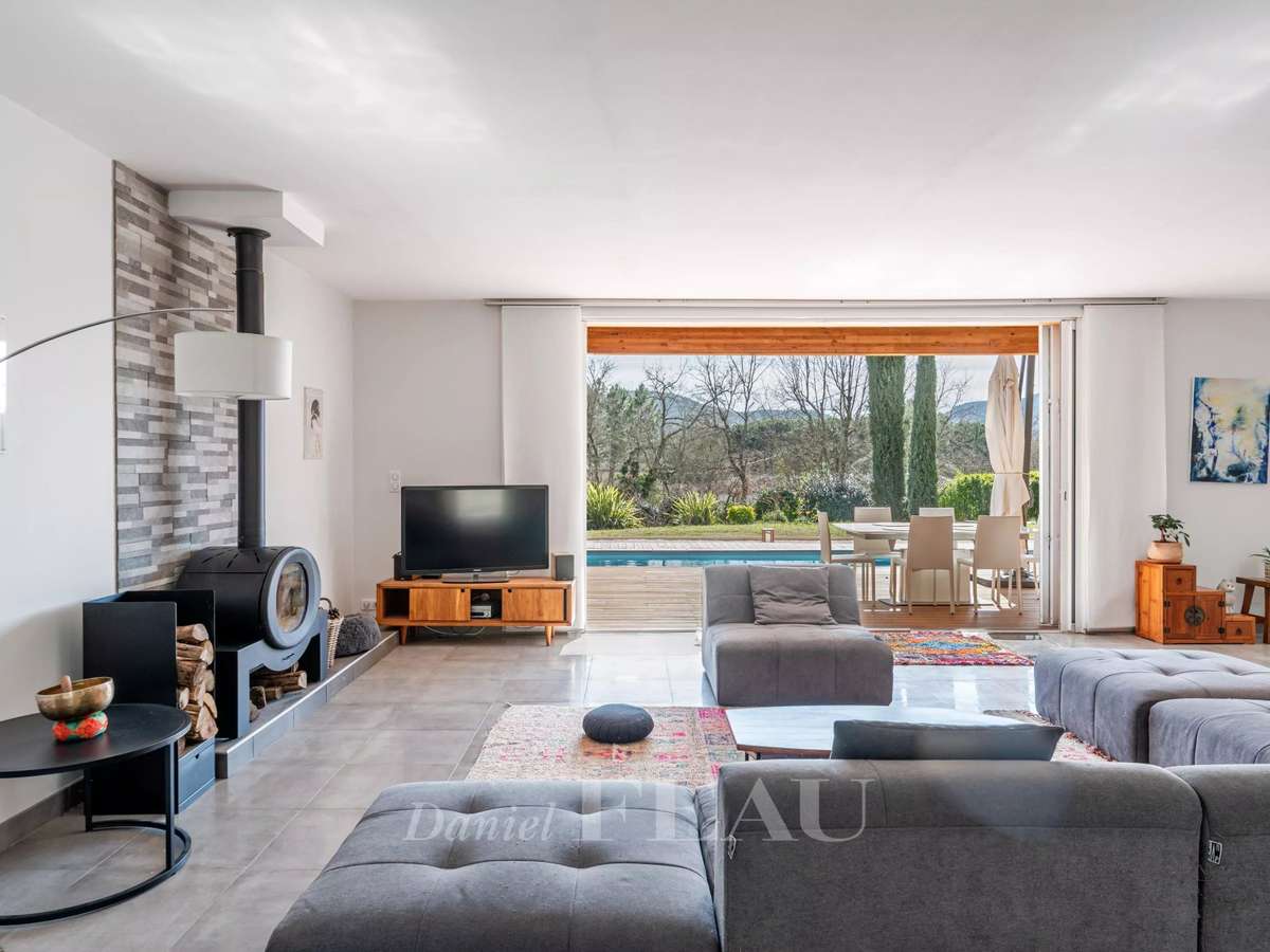 Villa Bagnols-en-Forêt