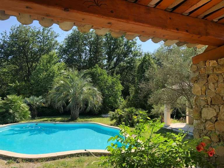 Villa Bagnols-en-Forêt - 3 chambres - 180m²