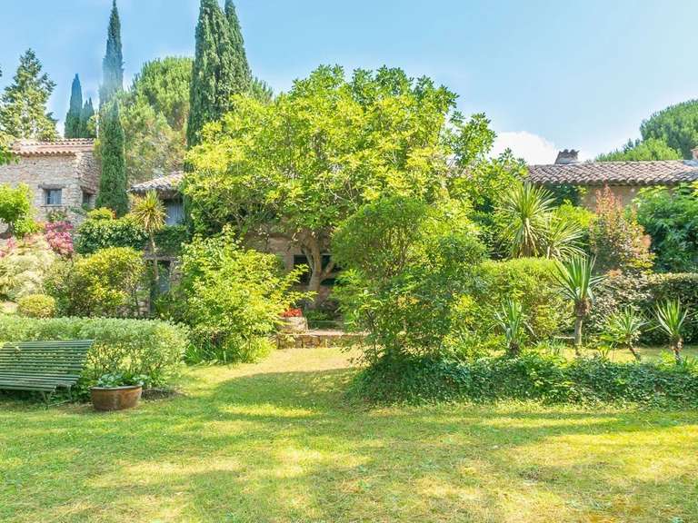 Villa Bagnols-en-Forêt - 10 bedrooms - 600m²