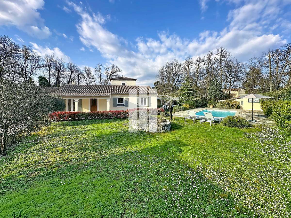 Villa Bagnols-en-Forêt