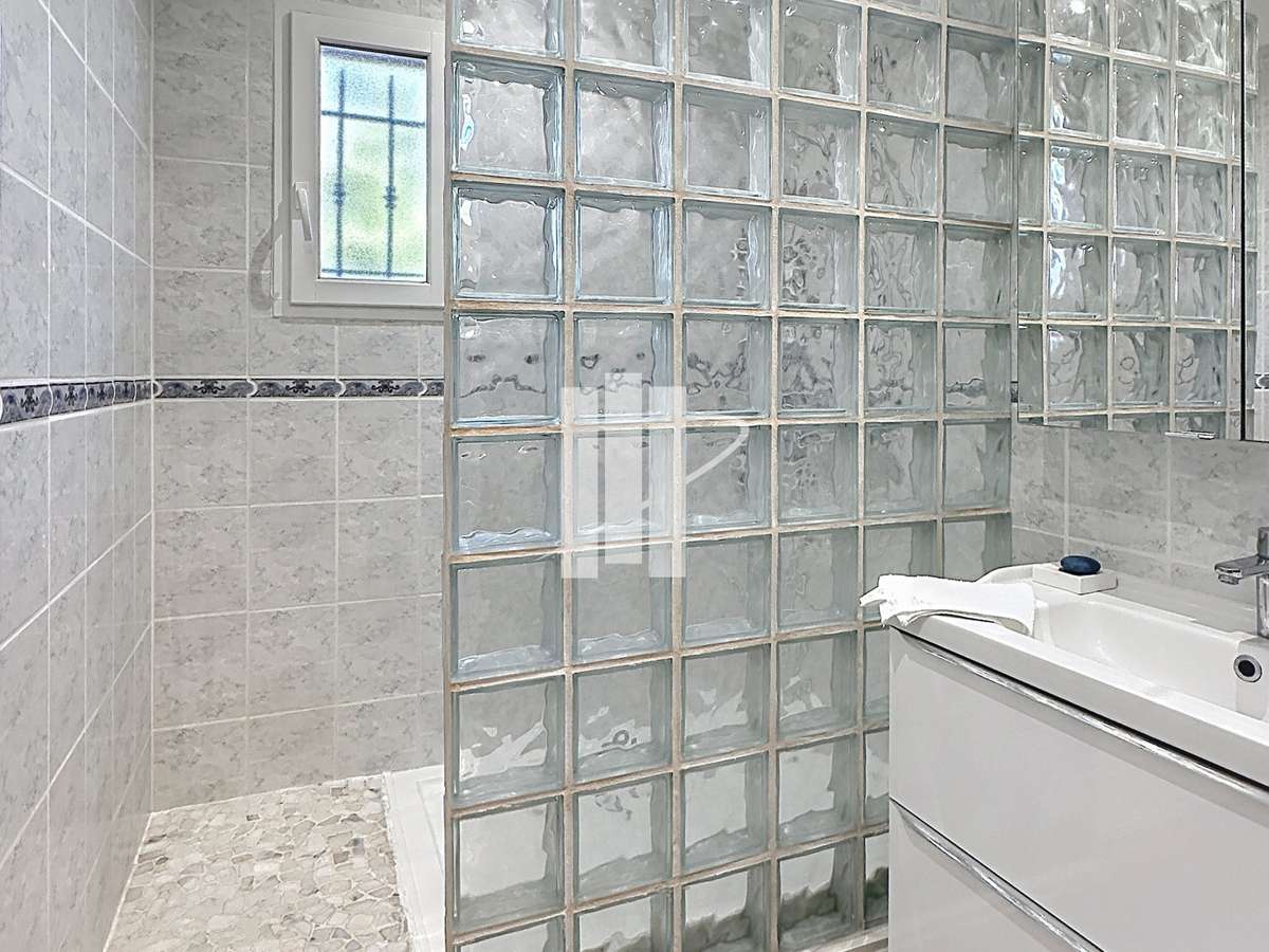 Villa Bagnols-en-Forêt