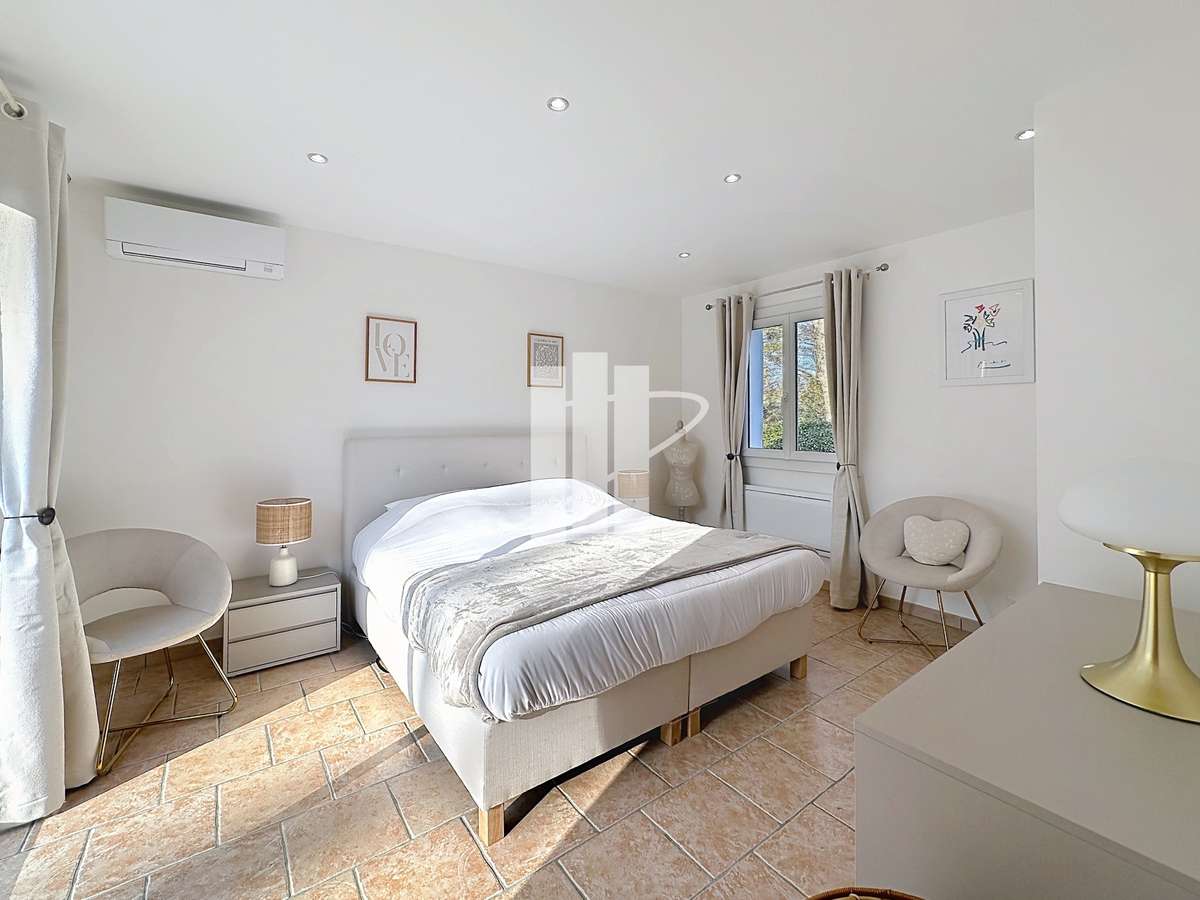 Villa Bagnols-en-Forêt