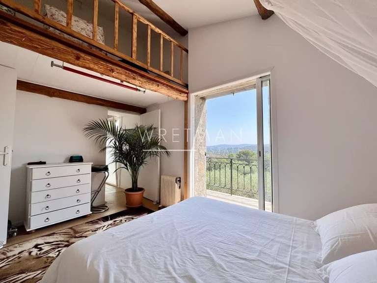 Villa Bagnols-en-Forêt - 3 chambres - 150m²