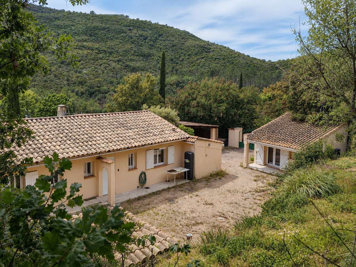 Villa Bagnols-en-Forêt