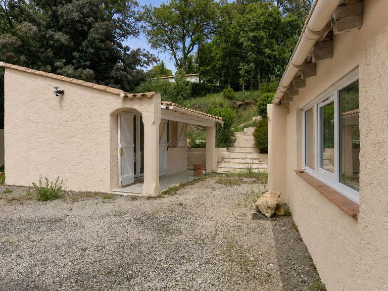 Villa Bagnols-en-Forêt - 115m²