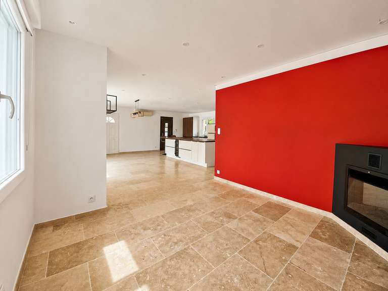 Villa Bagnols-en-Forêt - 115m²