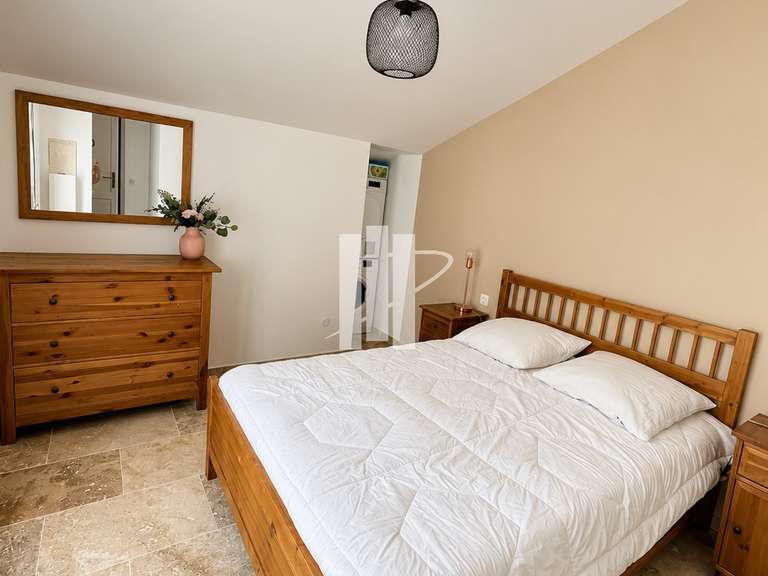 Villa Bagnols-en-Forêt - 4 chambres - 100m²