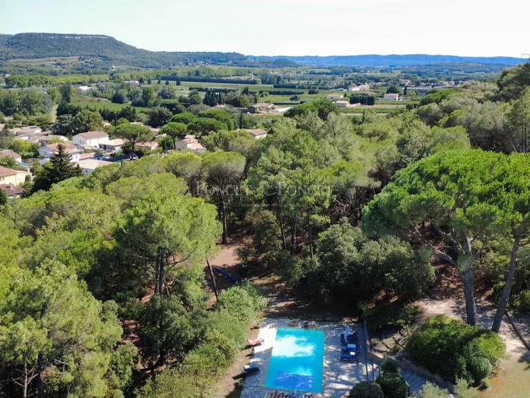 Maison Bagnols-sur-Cèze - 5 chambres - 265m²