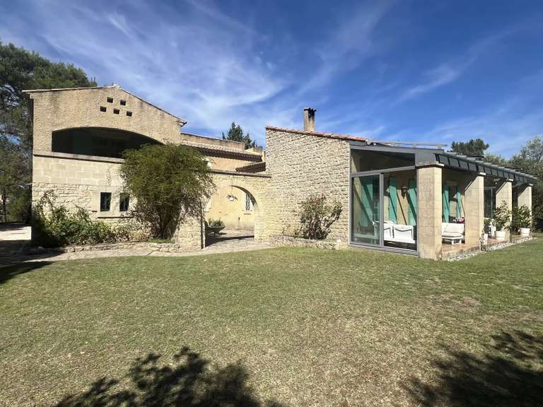 House Bagnols-sur-Cèze - 5 bedrooms - 265m²