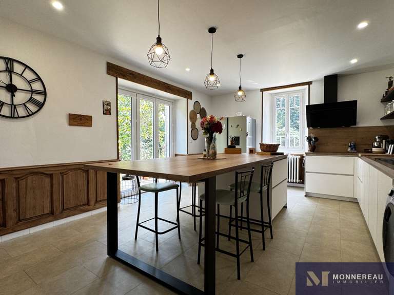 Maison Baignes-Sainte-Radegonde - 11 chambres - 608m²