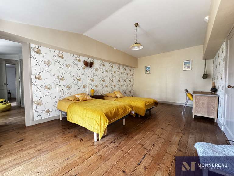 House Baignes-Sainte-Radegonde - 11 bedrooms - 608m²