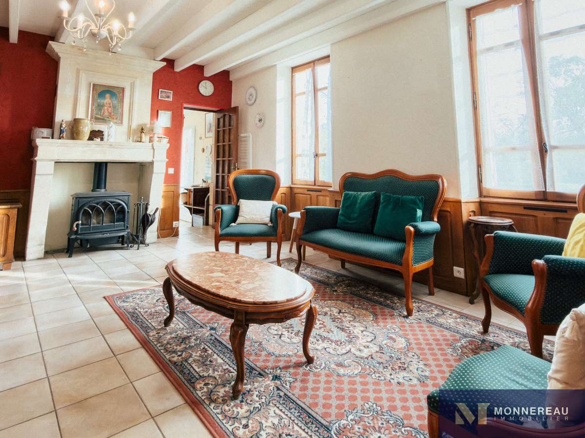 House Baignes-Sainte-Radegonde