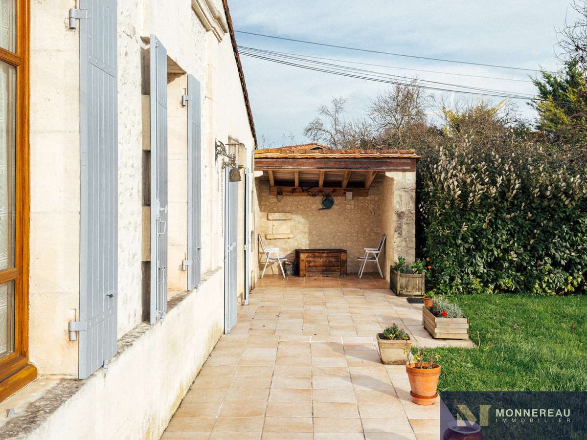 House Baignes-Sainte-Radegonde