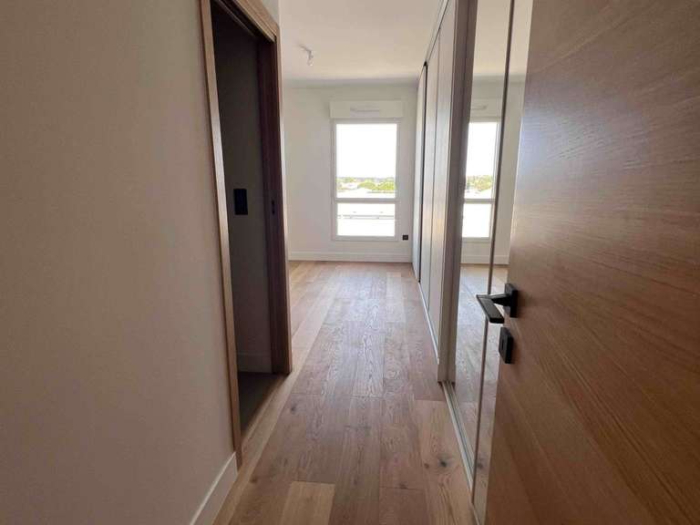 Apartment Baillargues - 3 bedrooms - 132m²