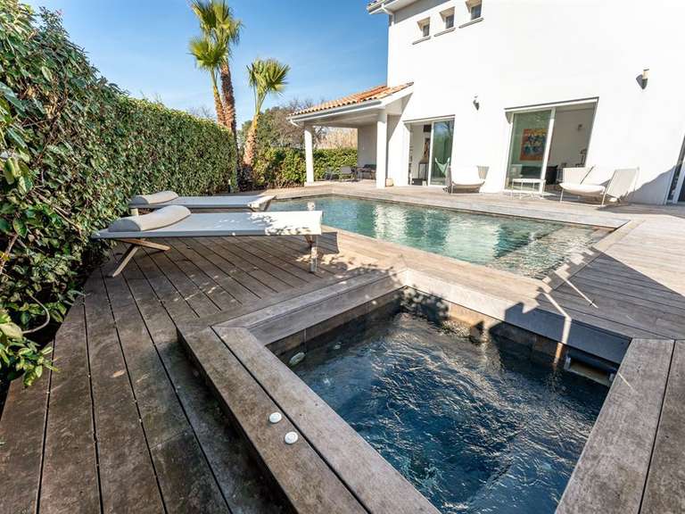 Maison Baillargues - 4 chambres - 240m²