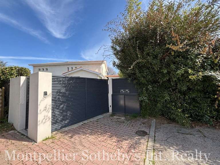 Maison Baillargues - 4 chambres - 240m²