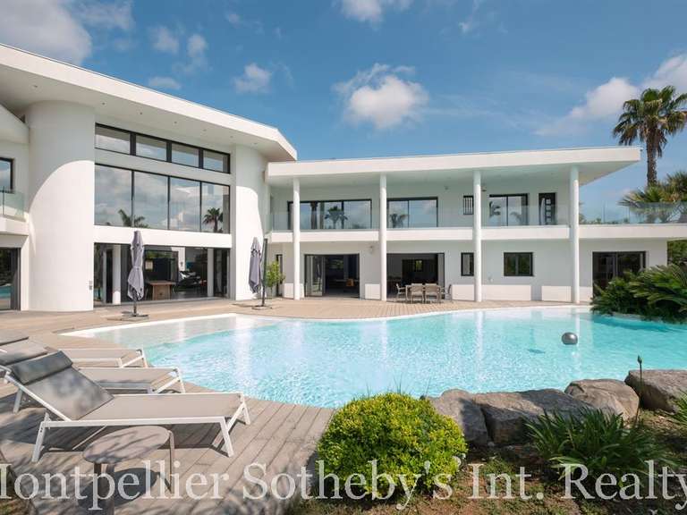 Propriété Baillargues - 8 chambres - 853m²