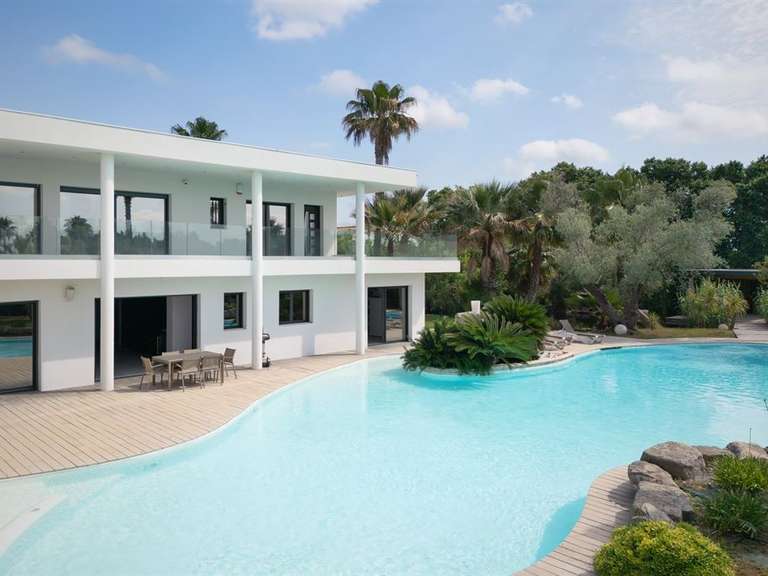 Propriété Baillargues - 8 chambres - 853m²