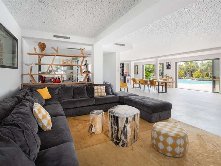 Propriété Baillargues - 8 chambres - 853m²