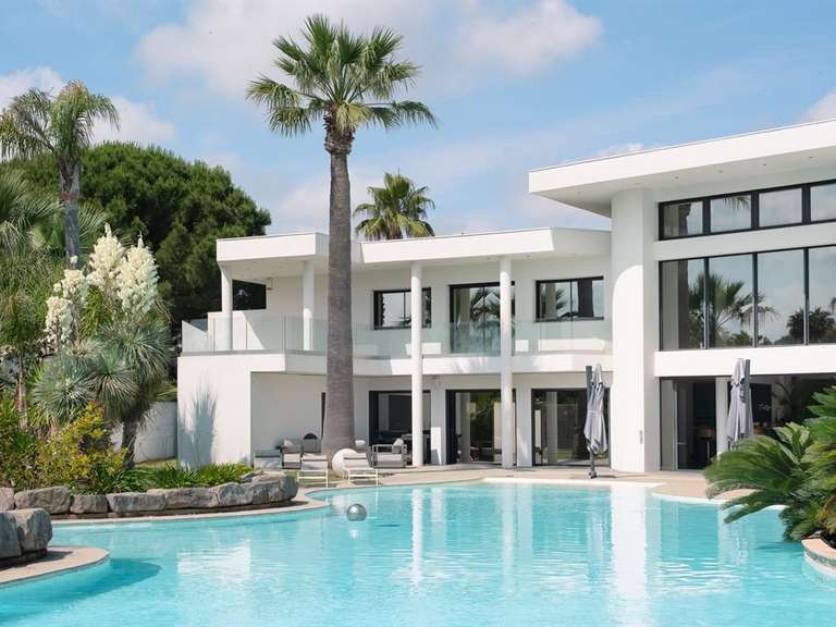 Propriété Baillargues - 8 chambres - 853m²