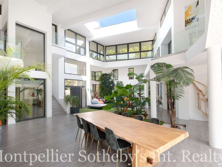 Propriété Baillargues - 8 chambres - 853m²