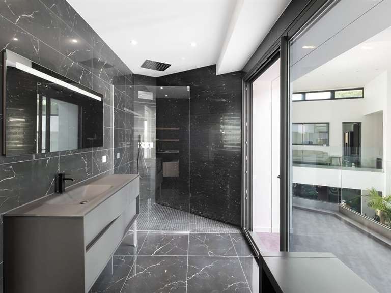 Propriété Baillargues - 8 chambres - 853m²