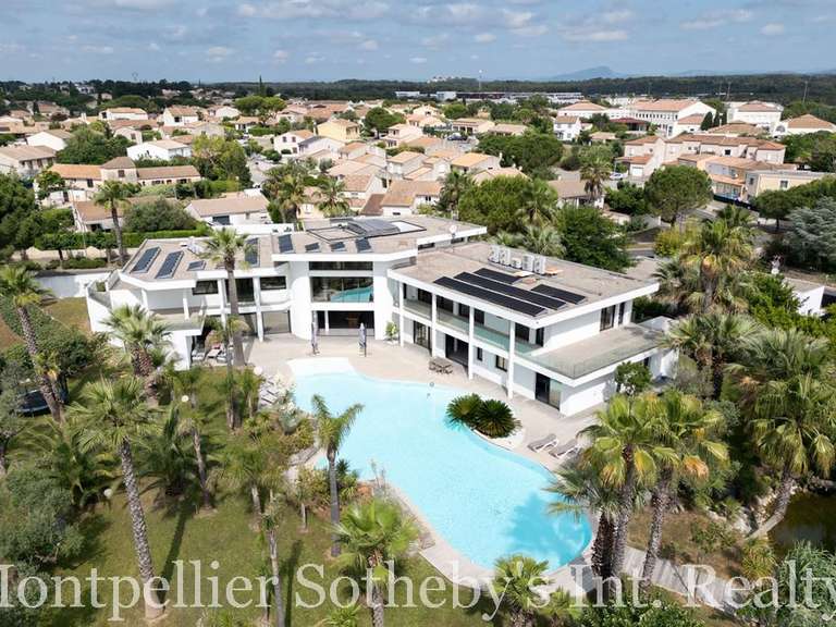 Propriété Baillargues - 8 chambres - 853m²
