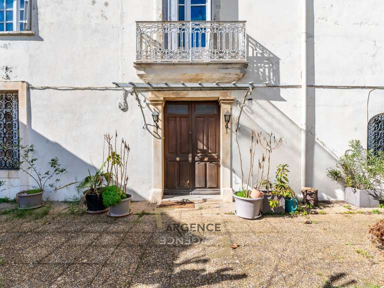 Propriété Baillargues - 7 chambres - 400m²