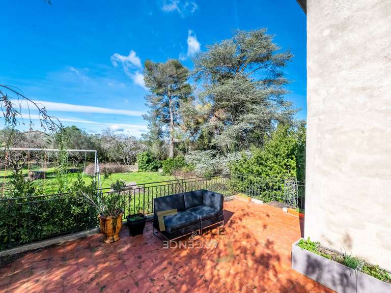 Propriété Baillargues - 7 chambres - 400m²