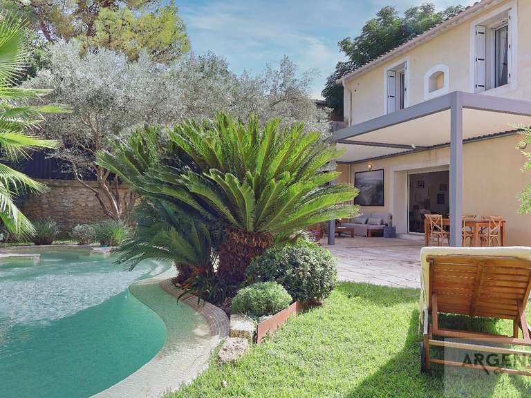 Maison Balaruc-les-Bains - 5 chambres - 282m²