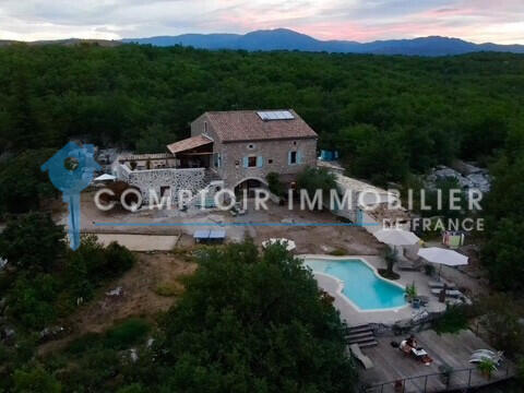 Maison Balazuc - 7 chambres - 300m²