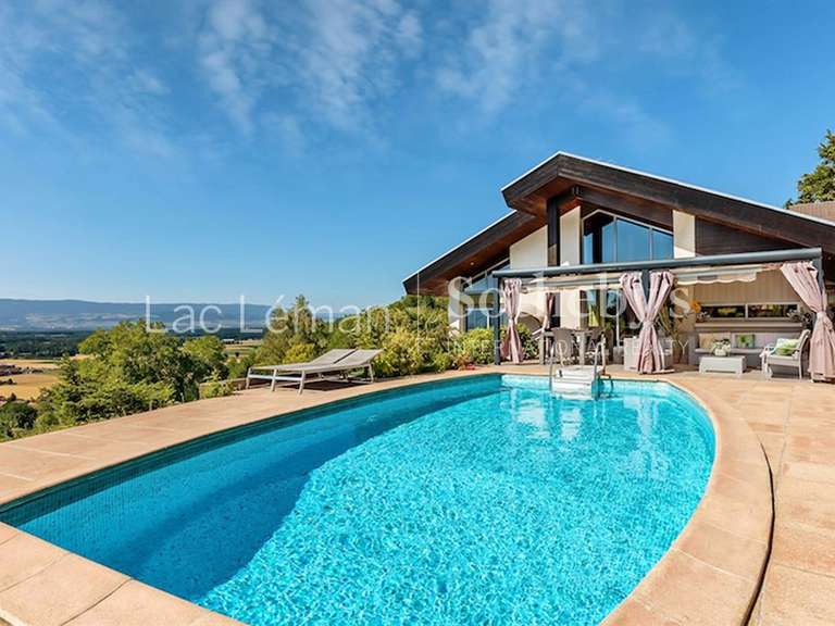 Maison Ballaison - 4 chambres - 246m²