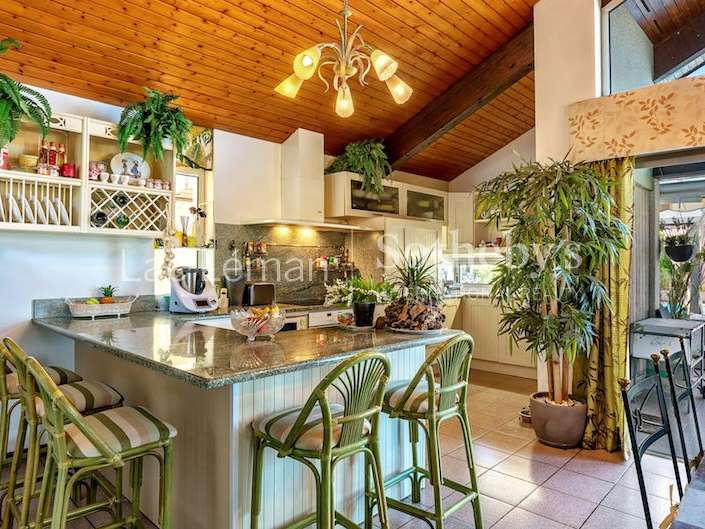 Maison Ballaison - 4 chambres - 246m²