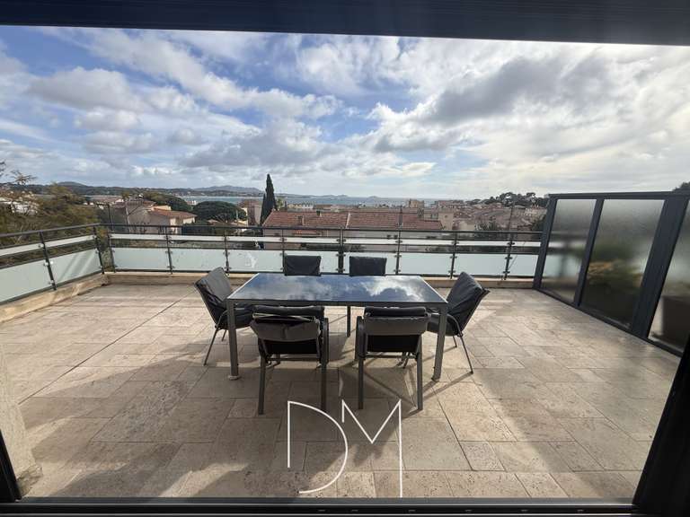 Appartement avec Vue sur mer Bandol - 2 chambres - 85m²