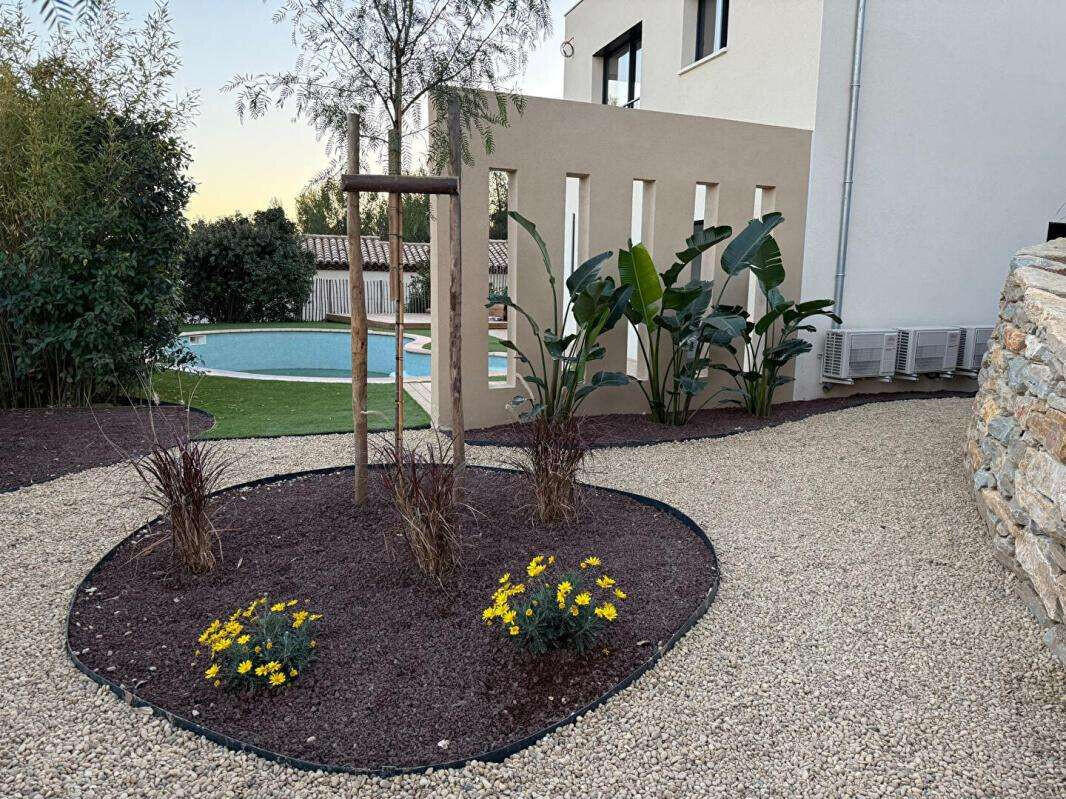 House Bandol